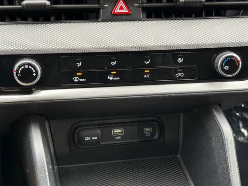 Used 2023 Kia Sportage LX image 22