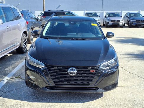 Used 2025 Nissan Sentra SR w/ Midnight Edition FWD image 2