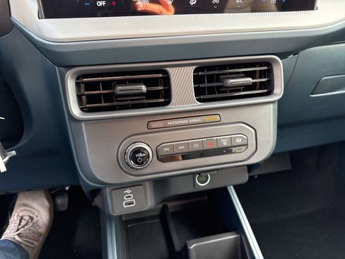 New 2025 Ford Maverick XL w/ Equipment Group 101A AWD/4WD image 25