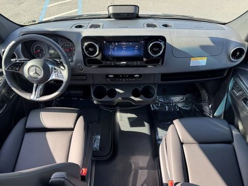 New 2026 Mercedes-Benz Sprinter 2500 image 4