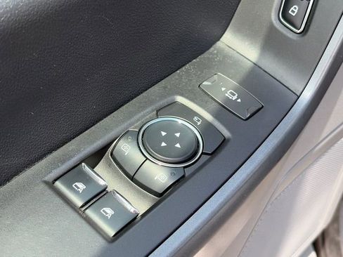 Used 2023 Ford F350 XLT AWD/4WD image 16