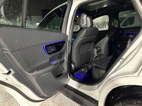 New 2026 Mercedes-Benz GLC 300 4MATIC image 15