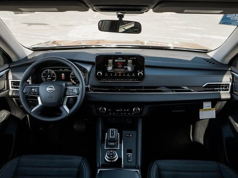 New 2026 Nissan Rogue SL AWD/4WD image 14