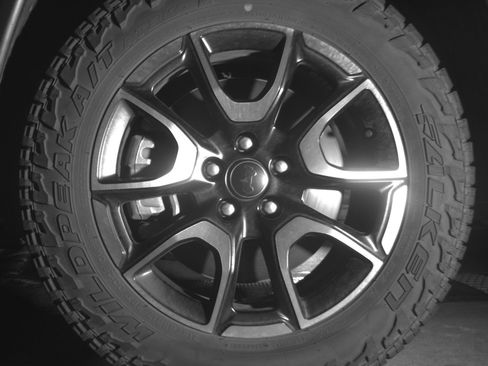 Used 2025 Jeep Compass Trailhawk AWD/4WD image 12