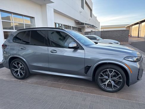 Used 2024 BMW X5 xDrive40i w/ M Sport Package image 4
