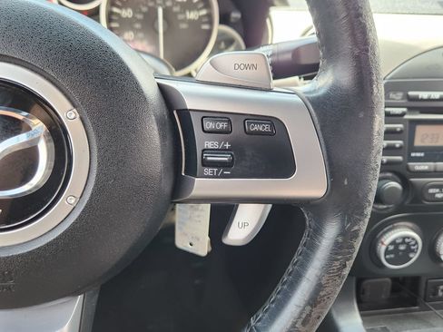 Used 2010 MAZDA MX-5 Miata Grand Touring w/ Premium Pkg RWD image 33