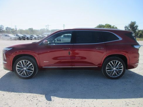 New 2026 Buick Enclave Avenir image 9