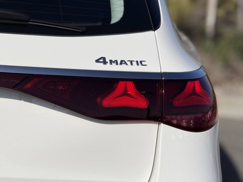 Used 2025 Mercedes-Benz E 450 4MATIC All-Terrain Wagon image 12