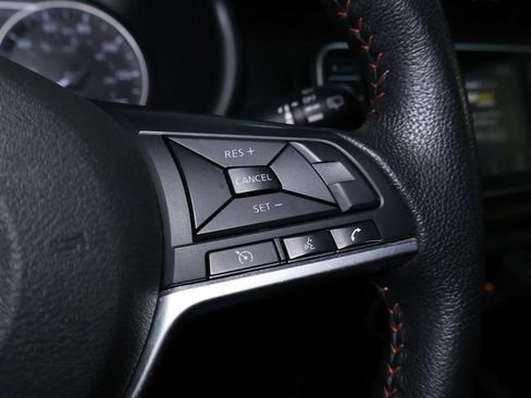 Used 2020 Nissan Kicks SR w/ Exterior Package image 20