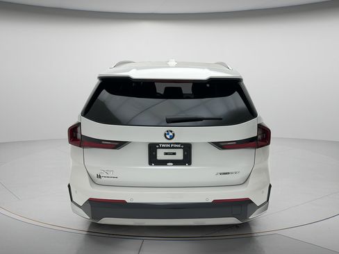 Used 2026 BMW X1 xDrive28i AWD/4WD image 5