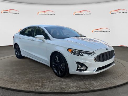 Used 2020 Ford Fusion Titanium AWD/4WD image 5