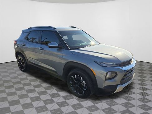 Used 2023 Chevrolet TrailBlazer LT image 4