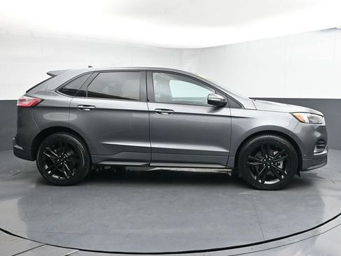 Used 2021 Ford Edge ST w/ Equipment Group 401A AWD/4WD image 12