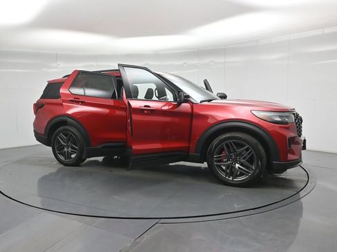 New 2026 Ford Explorer ST image 31