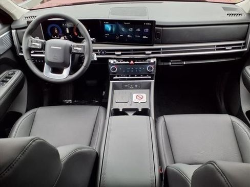 Certified 2025 Hyundai Santa Fe SEL image 7