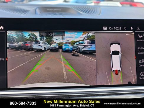 Used 2021 BMW X7 M50i image 20