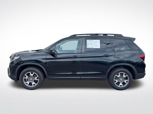 Used 2022 Honda Passport TrailSport image 5