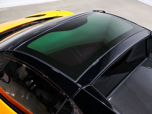 Used 2022 McLaren 765LT image 36