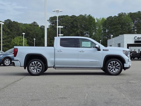 New 2026 GMC Sierra 1500 Denali AWD/4WD image 8