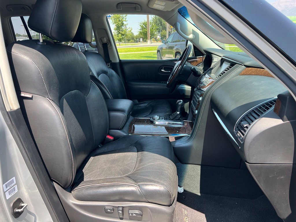 Used 2015 INFINITI QX80 4WD w/ Driver's Assistance Package image 15