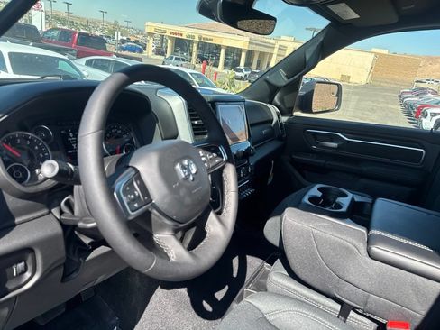 New 2026 RAM 1500 Big Horn AWD/4WD image 10