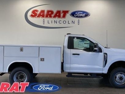 New 2025 Ford F350 XL w/ XL Chrome Package