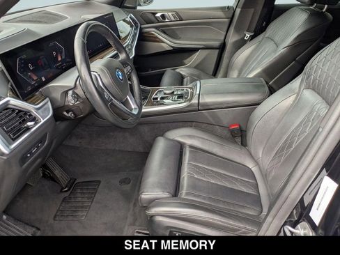 Used 2025 BMW X5 xDrive50e AWD/4WD image 14
