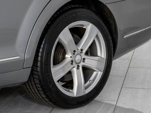 Used 2013 Mercedes-Benz S 550 4MATIC image 74
