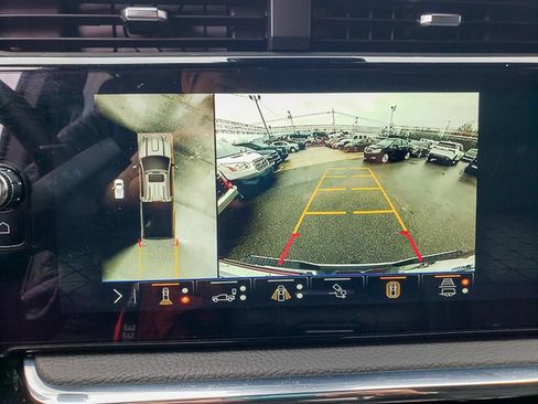 Used 2025 GMC Sierra 3500 Denali w/ Denali Reserve Package AWD/4WD image 21