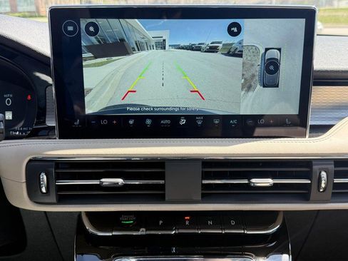 New 2026 Lincoln Corsair Premiere AWD/4WD image 12
