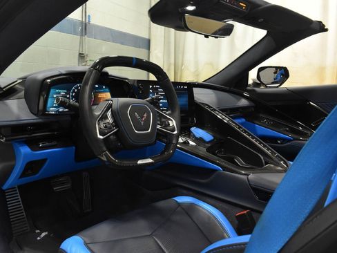 Used 2025 Chevrolet Corvette ZR1 w/ ZR1 Carbon Fiber Aero Package RWD image 4