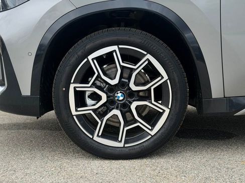 New 2026 BMW X1 xDrive28i w/ Convenience Package AWD/4WD image 2