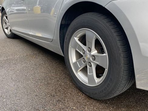 Used 2016 Chevrolet Malibu LS image 11