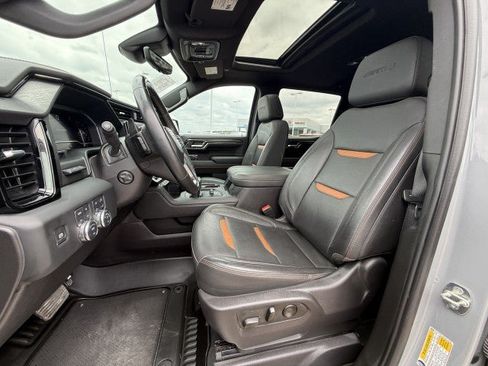 Used 2024 GMC Sierra 1500 AT4 w/ Technology Package AWD/4WD image 20