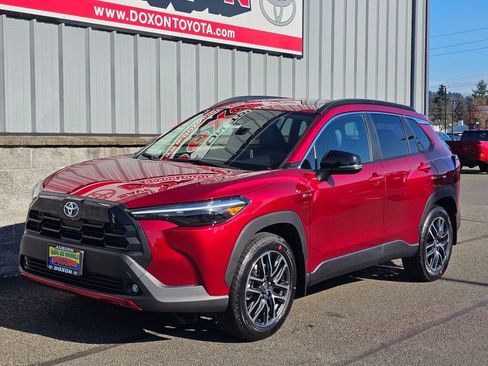 New 2026 Toyota Corolla Cross XLE image 2