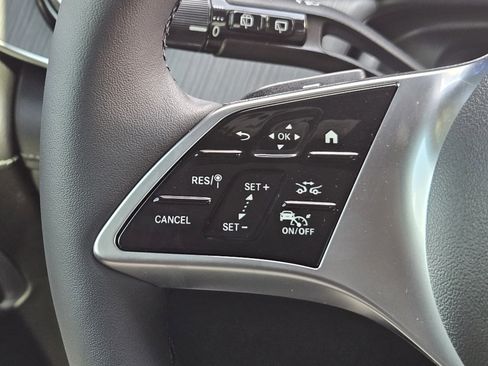 New 2026 Mercedes-Benz EQE 320 4MATIC SUV image 27