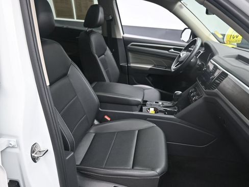 Used 2022 Volkswagen Atlas SE FWD image 29