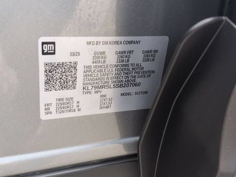 Used 2025 Chevrolet TrailBlazer LT AWD/4WD image 35