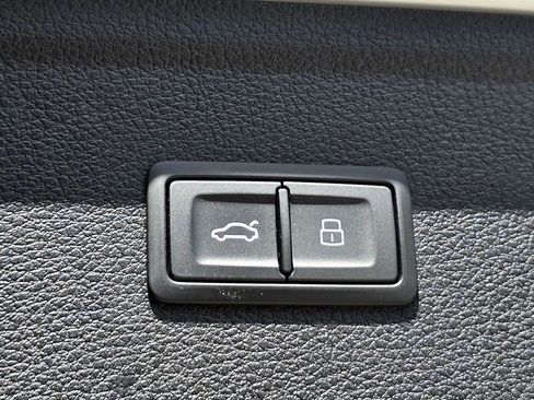 Used 2022 Audi Q5 2.0T Premium Plus image 27