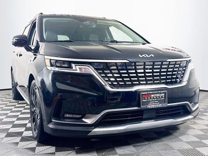 Used 2022 Kia Carnival SX