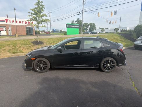 Used 2021 Honda Civic Sport image 9