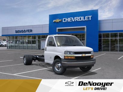 New 2025 Chevrolet Express 3500 w/ Power Convenience Package