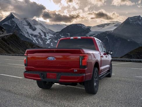 New 2025 Ford F150 Lightning Flash image 8
