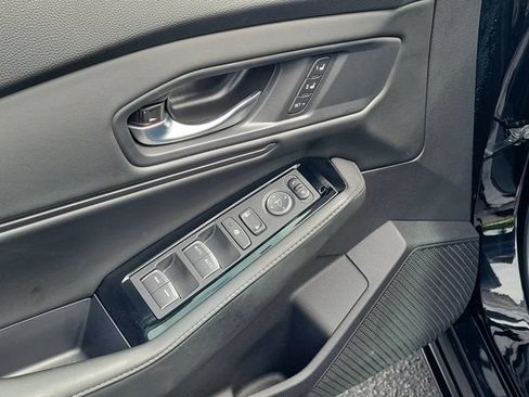 Used 2025 Honda Accord Touring image 17