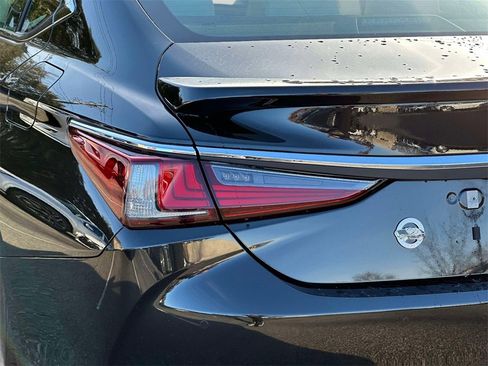 New 2025 Lexus ES 350 350 image 11