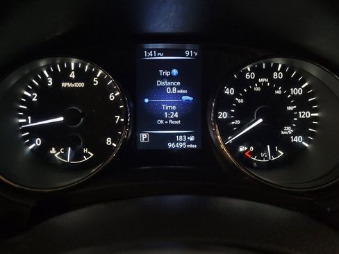 Used 2017 Nissan Rogue SV w/ SV Premium Package FWD image 23