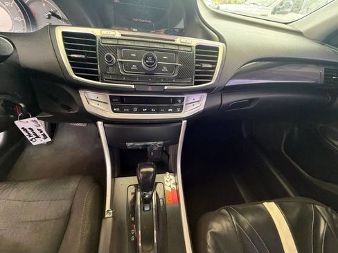 Used 2013 Honda Accord Sport image 8