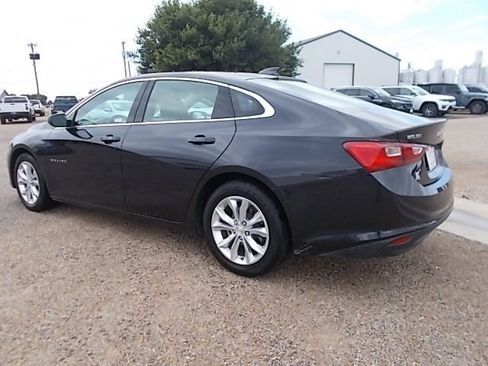Used 2023 Chevrolet Malibu LT image 4