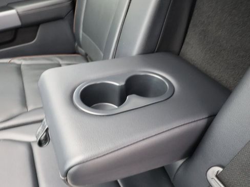 Used 2024 Ford F350 Lariat w/ Black Appearance Package image 29