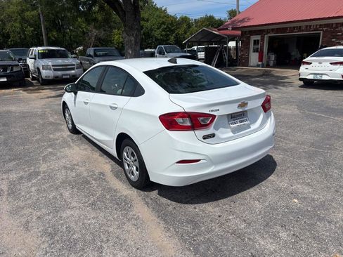 Used 2019 Chevrolet Cruze LS w/ LS Fleet Convenience Package image 3